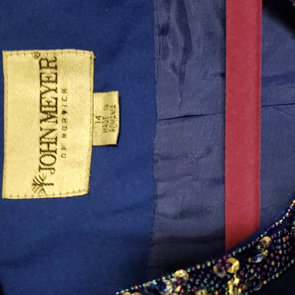 John Meyer skirt suit. Size 14 never been worn color is blue